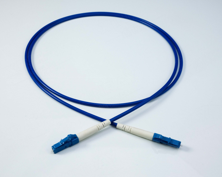 Armored Patch Cable LC APC Simplex Single Mode Fiber Patch Cord cable supplier